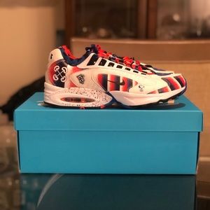 SOLD!!!! Nike Air Max Triax 96 DB